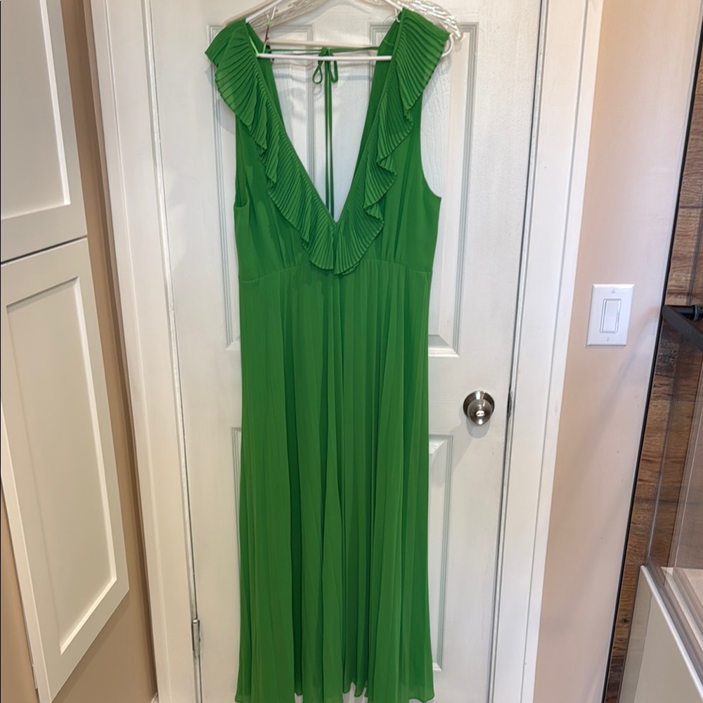 Zara Elegant Green Ruffle Pleated Maxi Dress XL